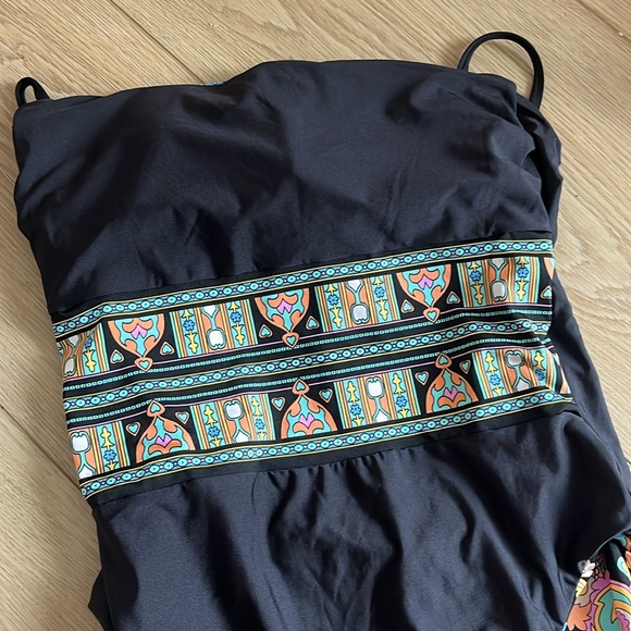 Sunshine 79 Paisley Patchwork Reversible Bandeau One Piece Swimsuit - Picture 15 of 16
